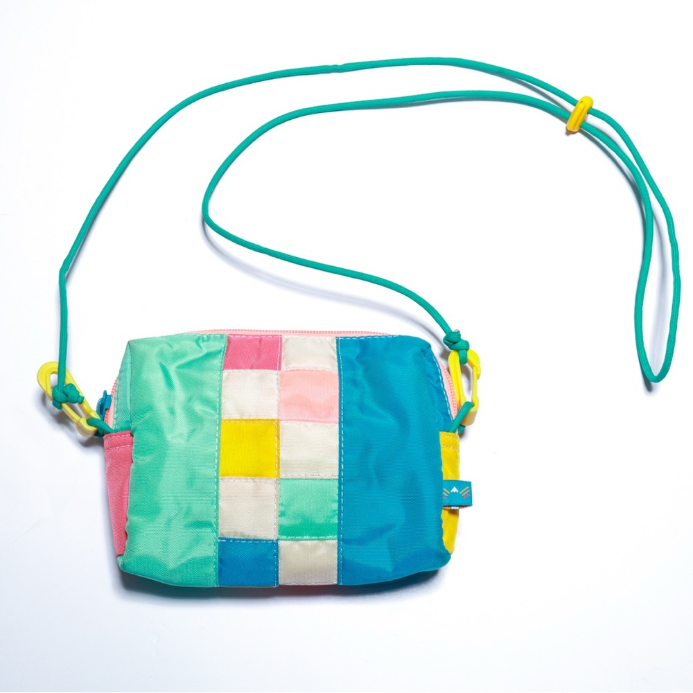 Super cute mokuyobi purse not in production anymore